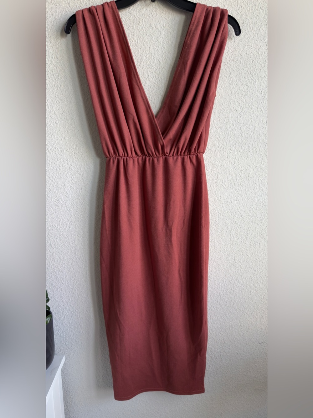 Dusty Rose Deep V Neck Ruched Bodycon Midi Dress Size 6